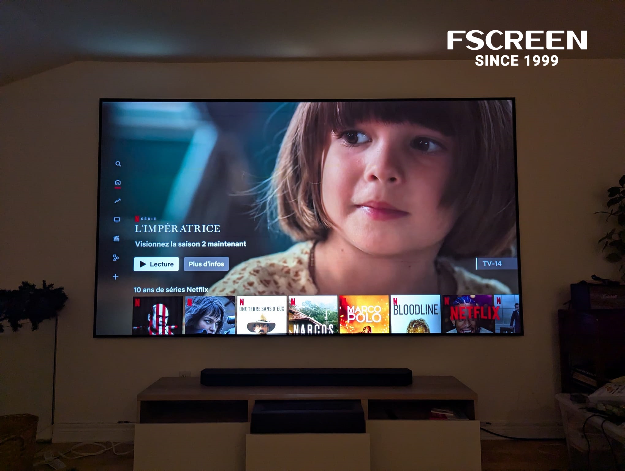 IMAX At Home: 8K UHD Theater Experience con fscreen Fresnel Screen